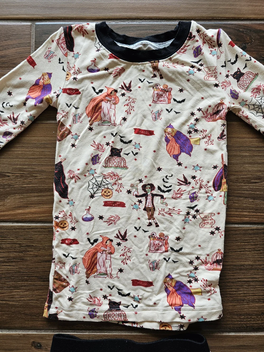 Elisabeth + Faith Hocus Pocus Halloween Pajamas 4T